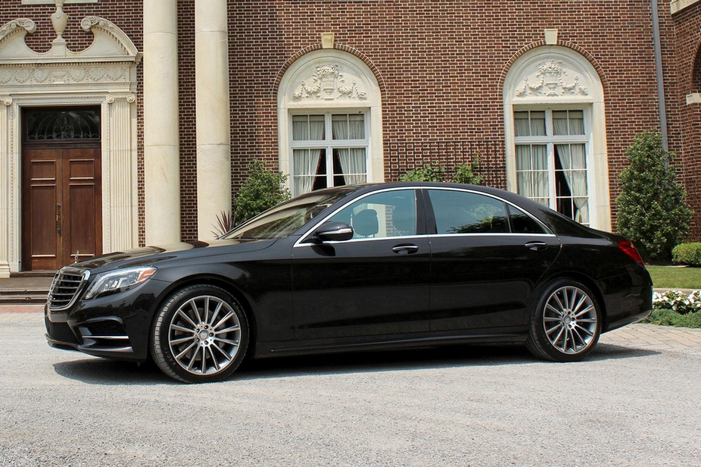 tim-hieu-xe-cuoi-mercedes-s550