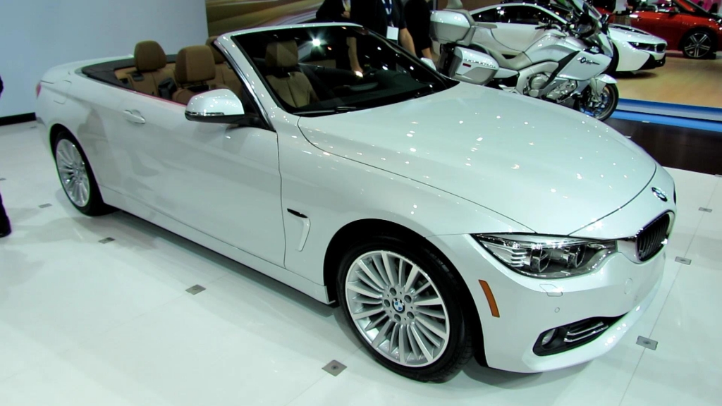tim-hieu-thong-tin-chi-tiet-xe-cuoi-bmw-m4-428i-mui-tran